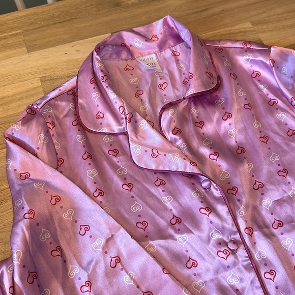 <3 Gillian O’malley Pajama Set - Picture 7 of 12